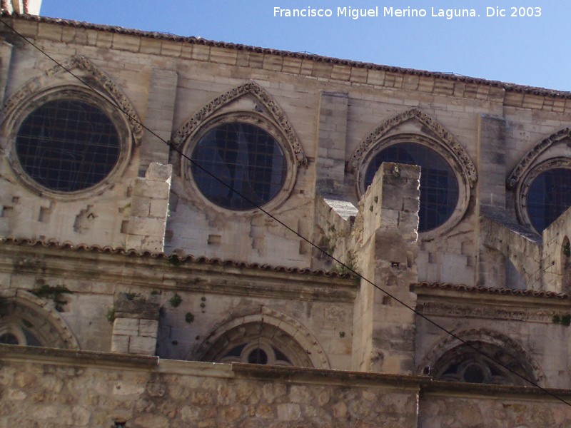 Catedral de Santa María y San Julián - Catedral de Santa María y San Julián. Lateral