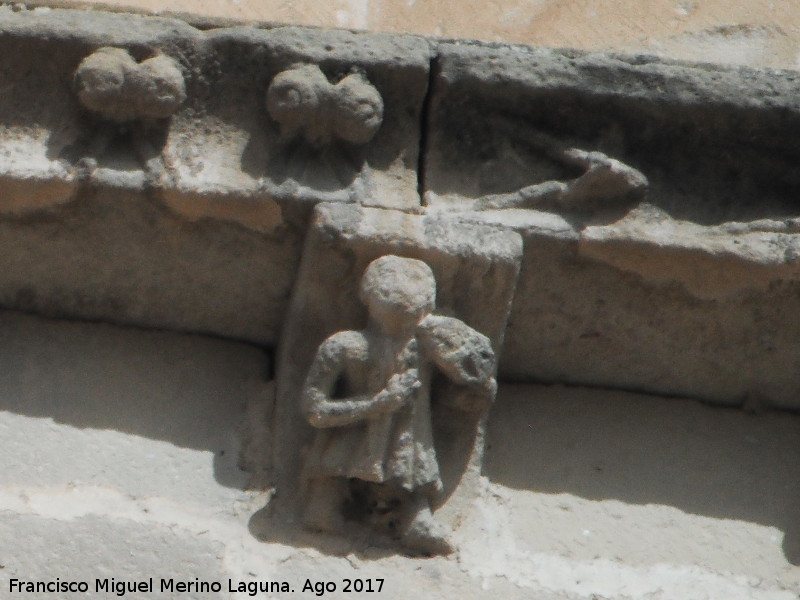 Canecillos - Canecillos. Iglesia de San Pablo - Úbeda