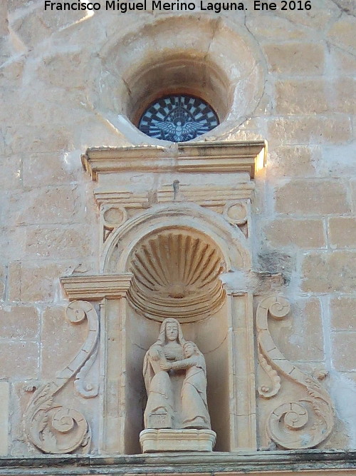 Iglesia de Santa Ana - Iglesia de Santa Ana. Óculo y hornacina