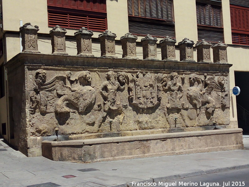 Pilar de los Álamos - Pilar de los Álamos. 