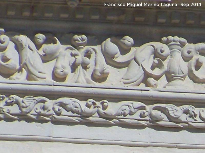 Iglesia de Santa Mara - Iglesia de Santa Mara. Friso