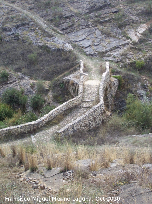 Puente medieval El Pontón - Puente medieval El Pontón. 