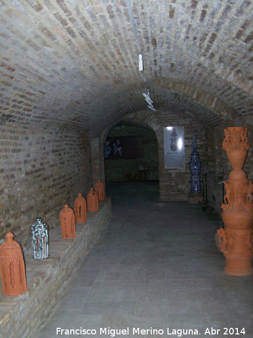 Palacio de los Niños de Don Gome - Palacio de los Niños de Don Gome. Sótanos