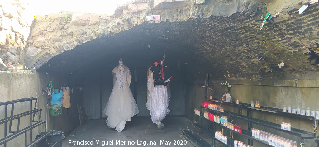 Santuario de la Virgen de la Cabeza - Santuario de la Virgen de la Cabeza. Exvotos