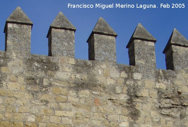 Almena - Almena. Murallas de Córdoba