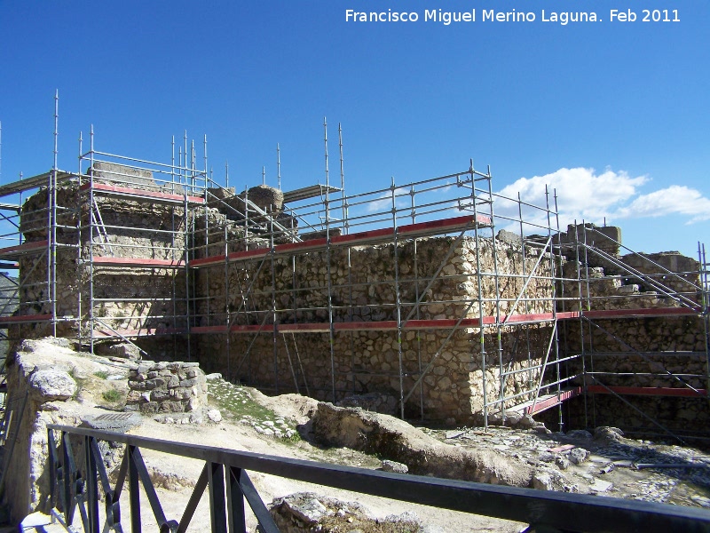 Muralla - Muralla. En reconstrucción