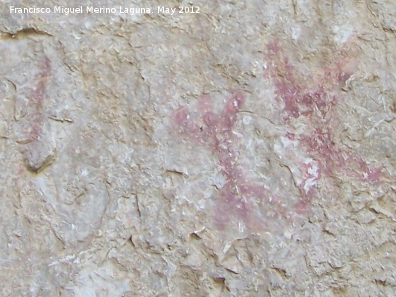 Pinturas rupestres de la Cañada de la Corcuela - Pinturas rupestres de la Cañada de la Corcuela. Barra y antropomorfos