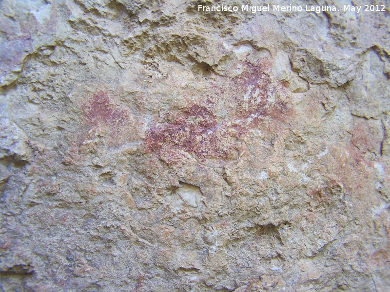 Pinturas rupestres de la Cañada de la Corcuela - Pinturas rupestres de la Cañada de la Corcuela. Manchas de color rojo