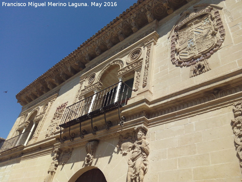 Ayuntamiento de Baeza - Ayuntamiento de Baeza. Balcón de la Cárcel