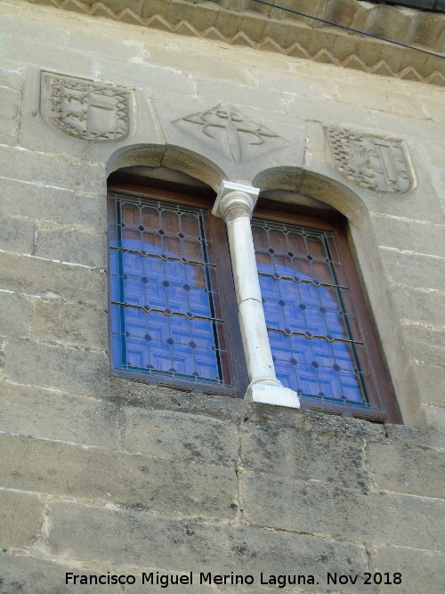 Casa de los Acuña - Casa de los Acuña. Ventana con parteluz