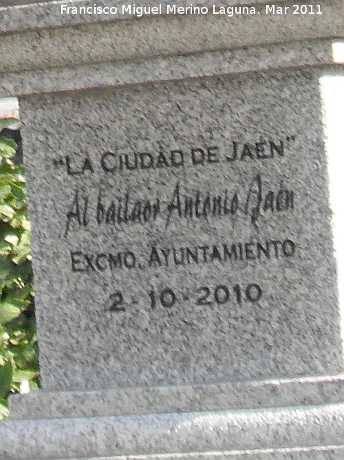 Monumento a Antonio Jaén - Monumento a Antonio Jaén. Inscripción