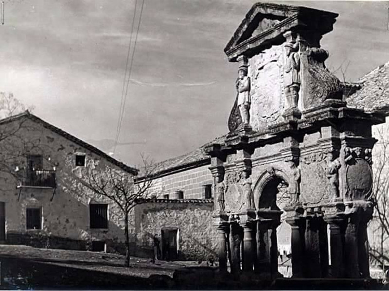 Fuente de Santa María - Fuente de Santa María. Foto antigua