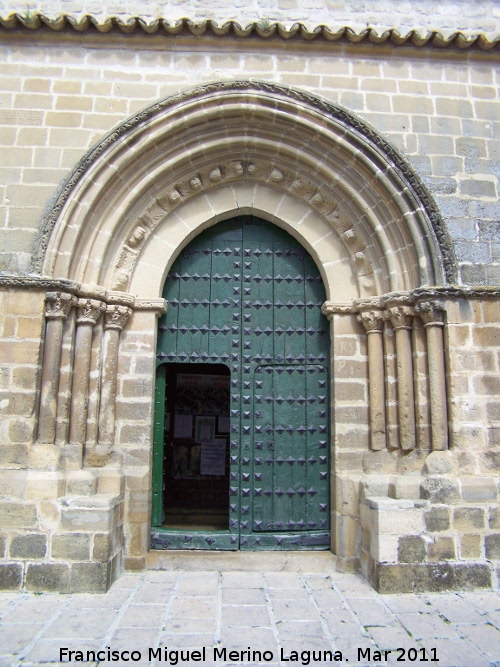 Iglesia del Salvador - Iglesia del Salvador. Portada románica