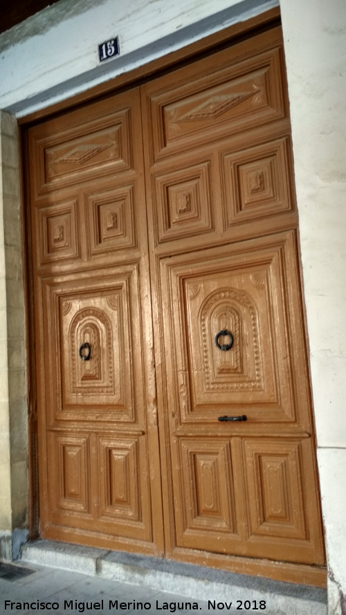 Alhóndiga - Alhóndiga. Puerta
