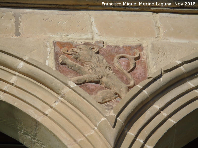 Palacio de Jabalquinto - Palacio de Jabalquinto. Len en fachada