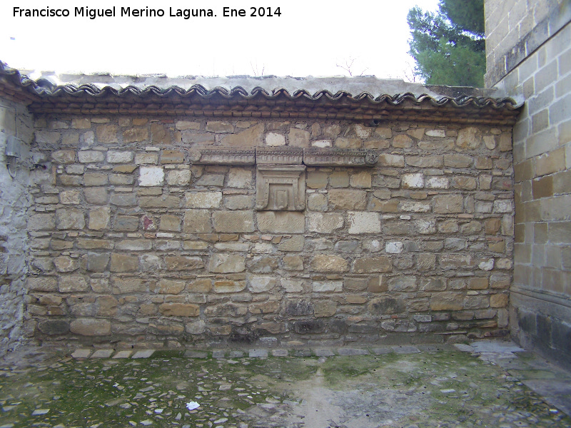 Palacio de Rubín Ceballos - Palacio de Rubín Ceballos. Muro de los jardines laterales