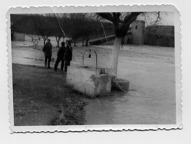 Puente del Obispo - Puente del Obispo. Riada del Guadalaquivir de 1963. Fotografía propiedad de D. Sebastian Rivera Leiva