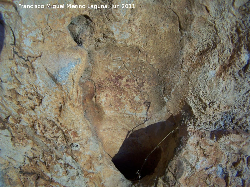 Pinturas rupestres de la Peña del Gorrión VI - Pinturas rupestres de la Peña del Gorrión VI. Hueco con pinturas