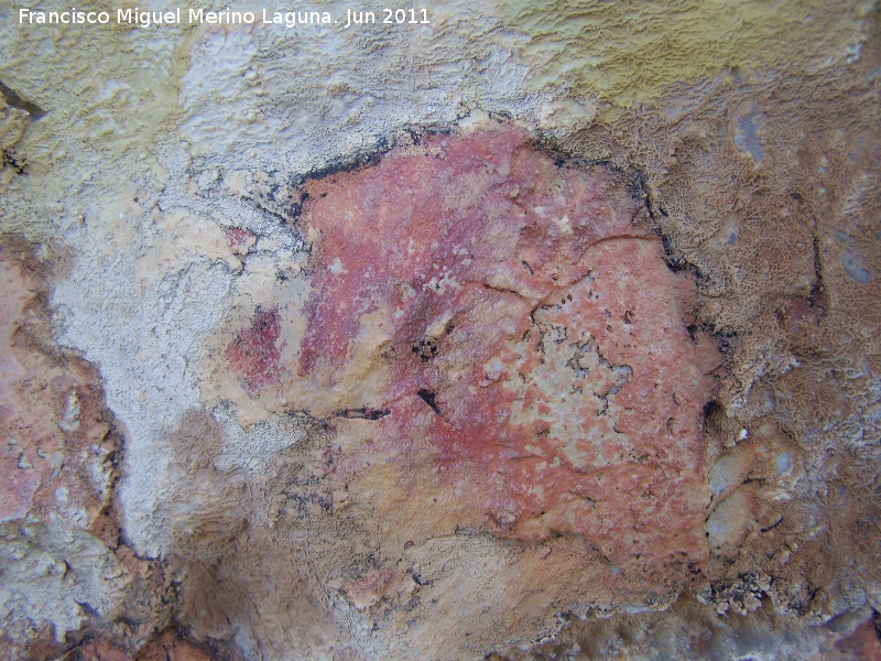 Pinturas rupestres de la Peña del Gorrión IIa - Pinturas rupestres de la Peña del Gorrión IIa. Restos de pintura