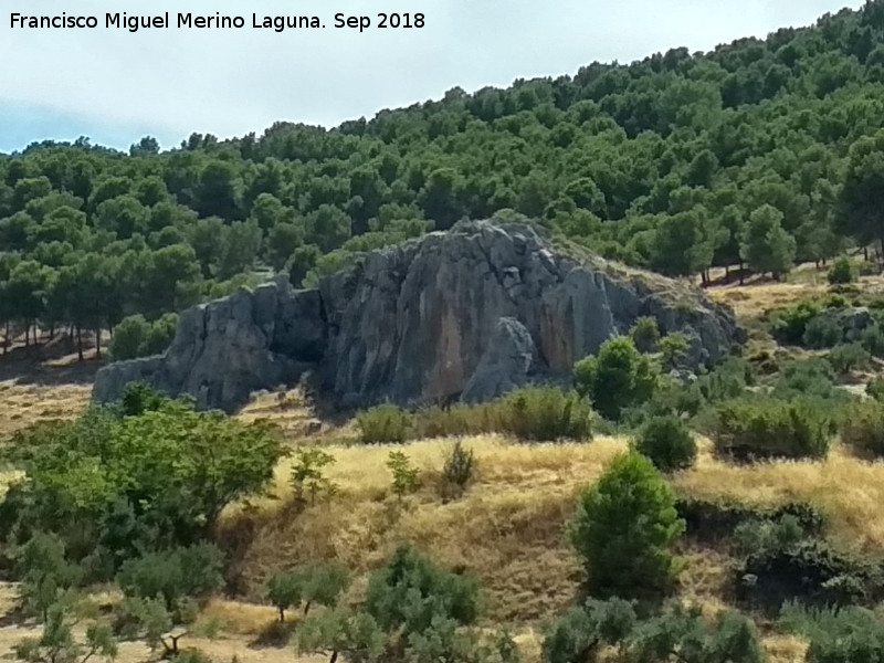 Peña del Gorrión - Peña del Gorrión. Desde el Parque de Bomberos