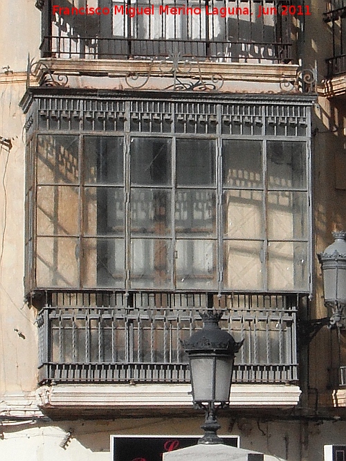 Edificio de la Calle Joaqun Tenorio n 4 - Edificio de la Calle Joaqun Tenorio n 4. Balcn