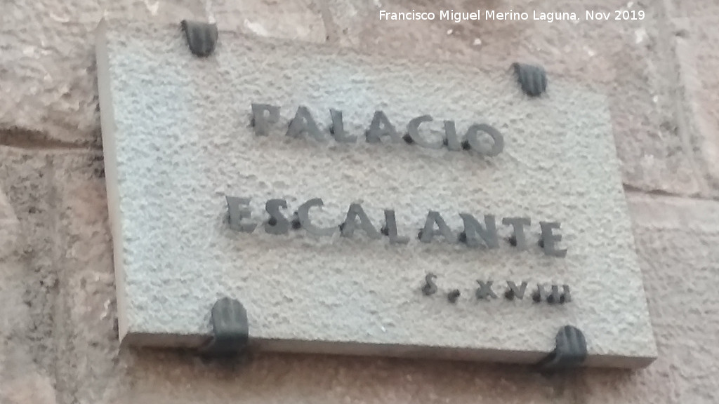 Palacio Escalante - Palacio Escalante. Placa
