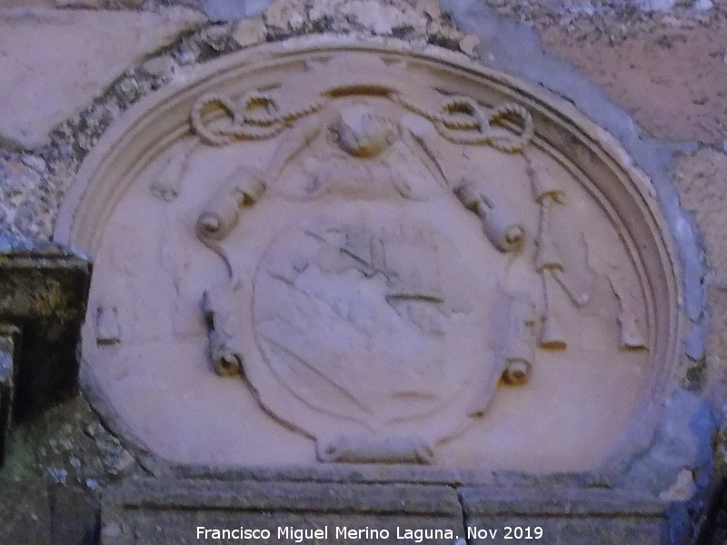 Iglesia de San Mateo - Iglesia de San Mateo. Escudo derecho