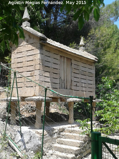 Hórreo de Cuadros - Hórreo de Cuadros. 