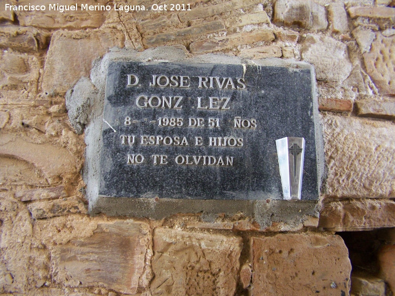 Pozo San Guillermo - Pozo San Guillermo. Lápida