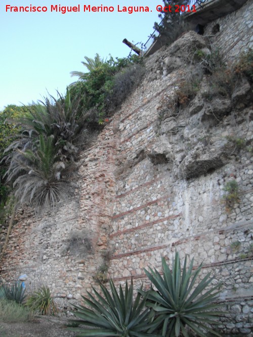 Castillo del Balcón de Europa - Castillo del Balcón de Europa. Restos