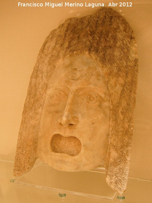 Villa romana de la Estacin - Villa romana de la Estacin. Mscara de mrmol. Museo Municipal