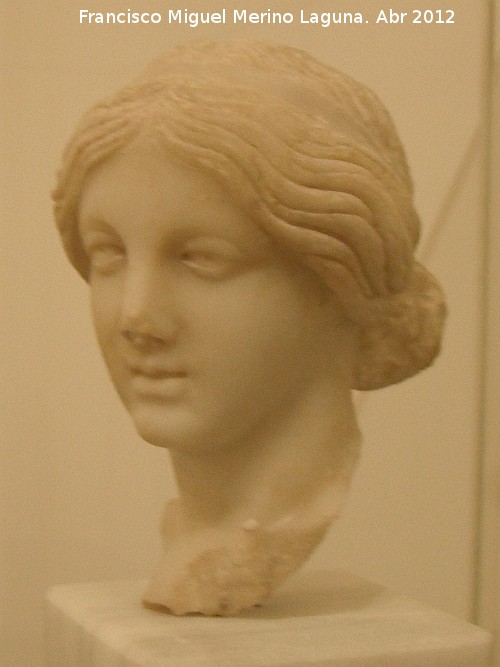 Villa romana de la Estación - Villa romana de la Estación. Venus de Anticaria. Siglos I - II d.C. Museo Municipal