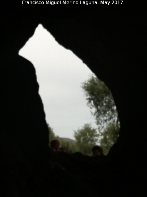 Santuario ibérico de la Cueva de la Lobera - Santuario ibérico de la Cueva de la Lobera. Ventana que produce la proyección de la Diosa en los equinocios