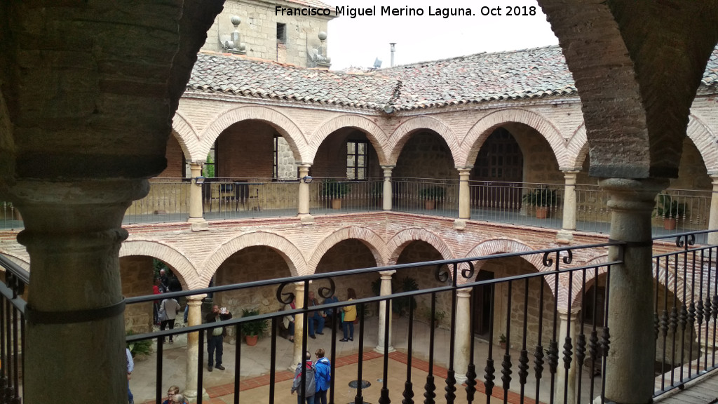 Colegiata de Santiago - Colegiata de Santiago. Galería alta