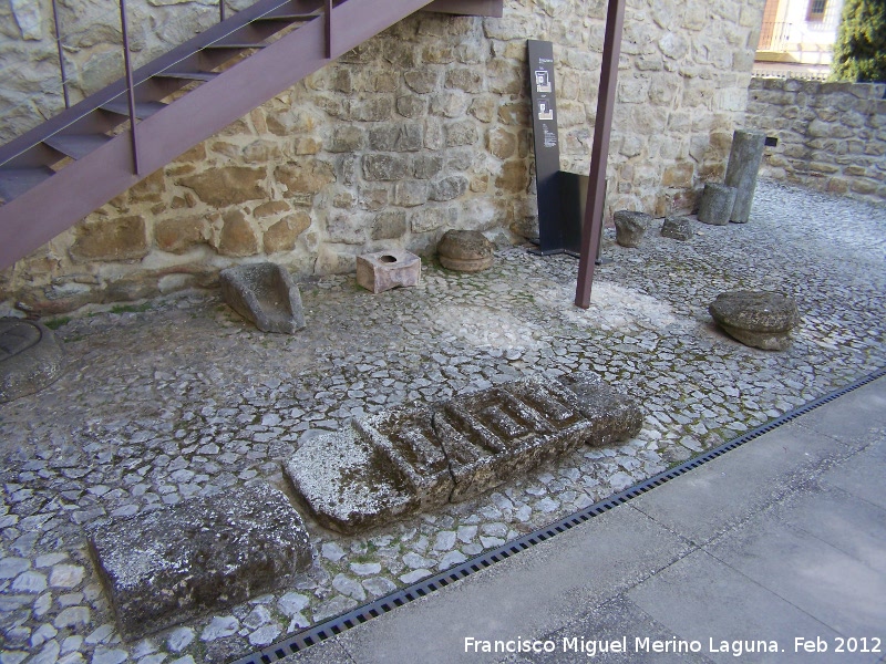 Castillo de Pallarés - Castillo de Pallarés. Piezas arqueológicas