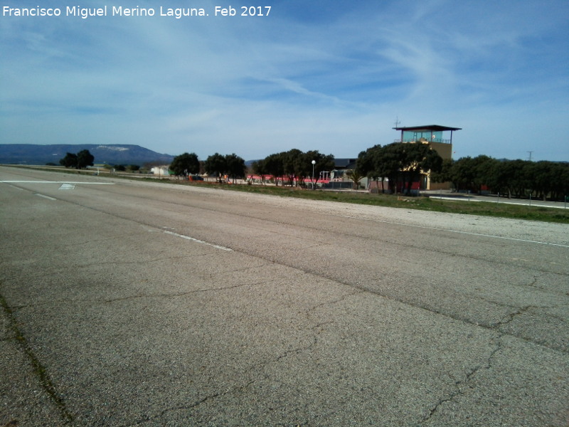 Aeródromo El Cornicabral - Aeródromo El Cornicabral. 