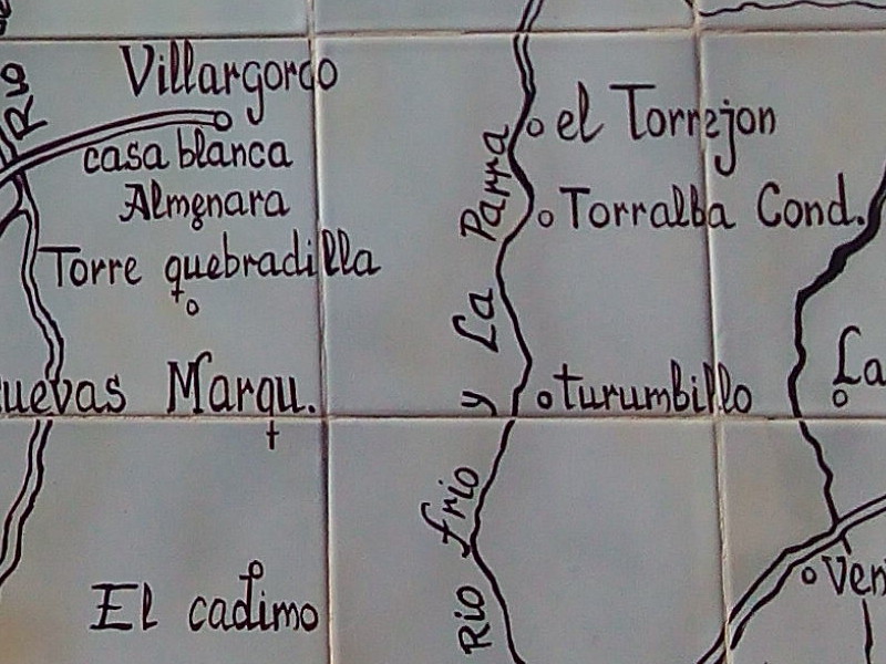 Castillo Torrejón Alto - Castillo Torrejón Alto. Mapa de Bernardo Jurado. Casa de Postas - Villanueva de la Reina