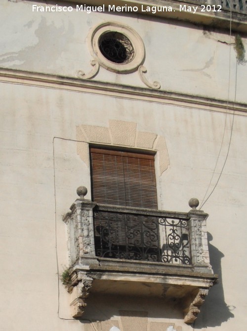 Casa de la Calle Álamos nº 15 - Casa de la Calle Álamos nº 15. balcón y óculo