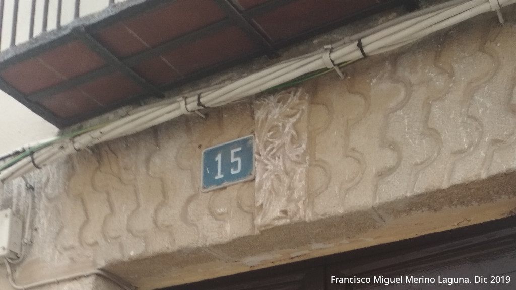 Casa de la Calle Alcal� n� 15 - Casa de la Calle Alcal� n� 15. Dintel