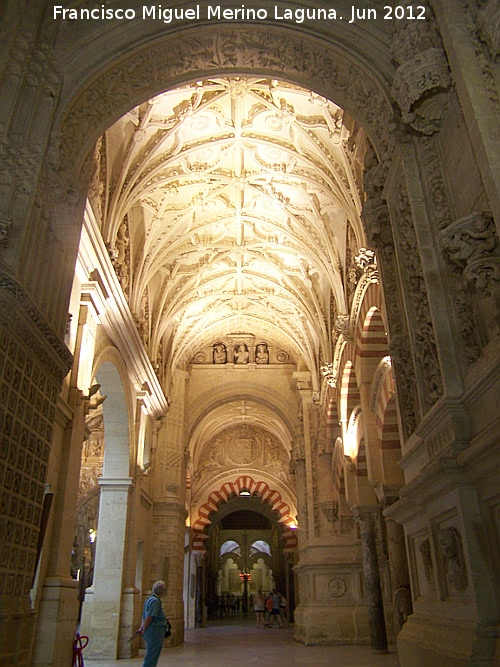 Mezquita Catedral. Trascoro - Mezquita Catedral. Trascoro. Bóveda de crucería