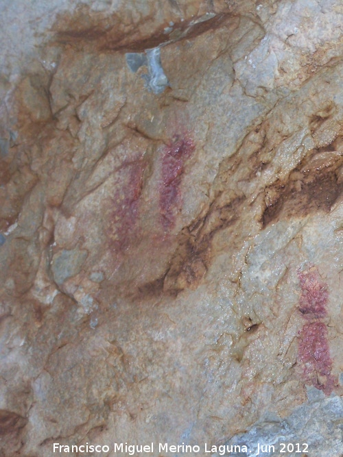 Pinturas rupestres del Abrigo de Navalcán I. Grupo I - Pinturas rupestres del Abrigo de Navalcán I. Grupo I. Barras paralelas