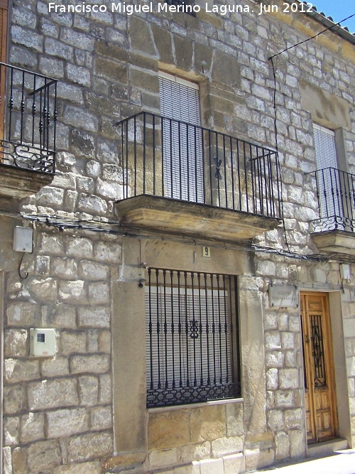 Casa de la Calle Toharia Pineda n 9 - Casa de la Calle Toharia Pineda n 9. Portada cegada