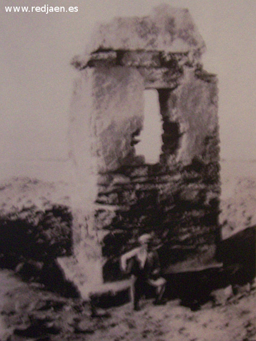 Baelo Claudia. Necrópolis - Baelo Claudia. Necrópolis. Monumento turriforme Hornillo de Santa Catalina 1919