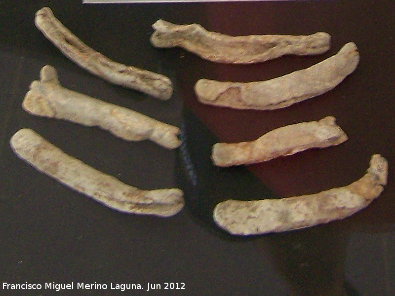 Ciudad de la Justicia - Ciudad de la Justicia. Plomos de una red de pesca. Época púnica. Museo Arqueológico de Baelo Claudia