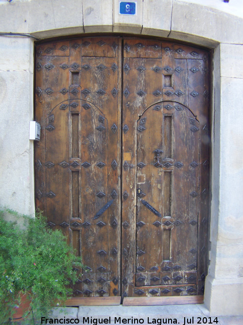 Casa de la Plaza San Fernando nº 9 - Casa de la Plaza San Fernando nº 9. Portón de clavazón