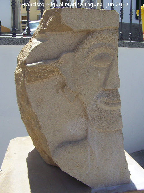 Busto con inscripción ibera - Busto con inscripción ibera. 