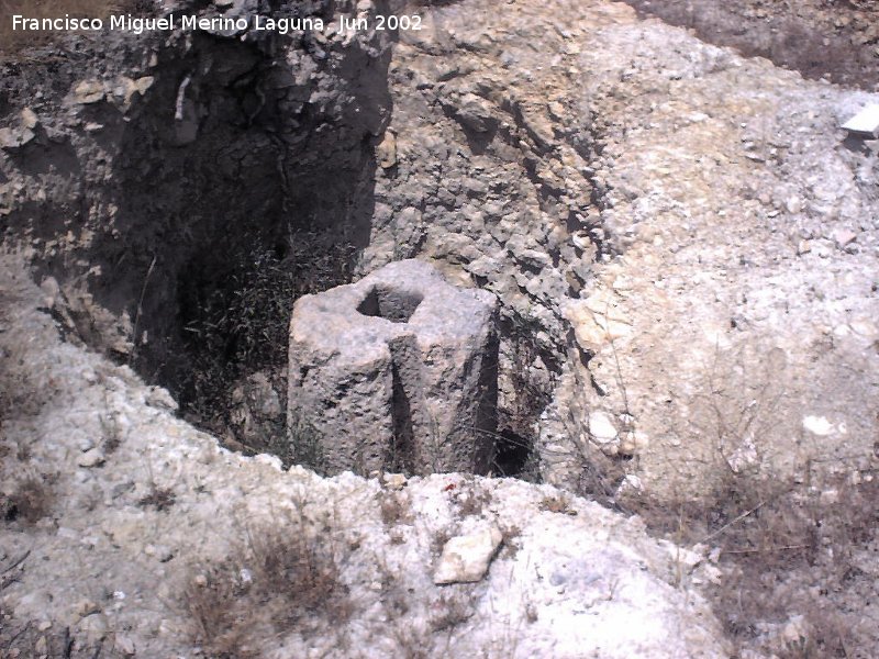 Almazara romana de Cuétara - Almazara romana de Cuétara. Primera pesa