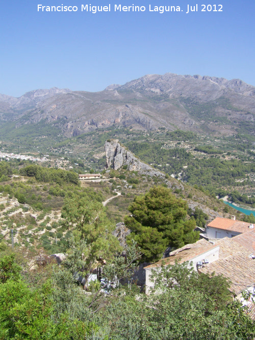 Castillo de Benimantell - Castillo de Benimantell. Desde Guadalest