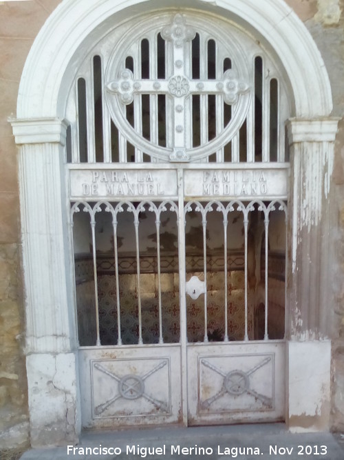 Cementerio de San Eufrasio - Cementerio de San Eufrasio. Puerta de panten