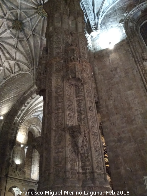 Columna - Columna. Monasterio de los Jerónimos - Lisboa